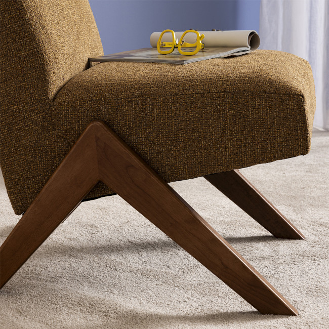 Vinto - Fauteuil en tissu pieds bois